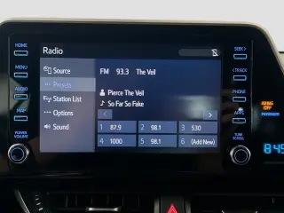 Toyota C-HR 2019 XLE 4dr Crossover