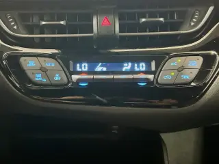 Toyota C-HR 2021 Nightshade 4dr Crossover