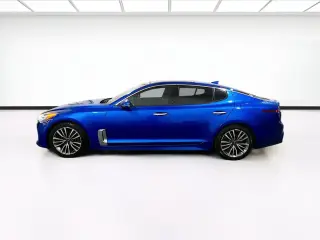 Kia Stinger 2018 Premium 4dr Sedan