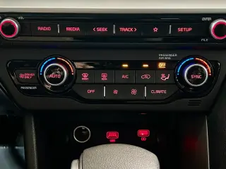 Kia Niro 2022 LX 4dr Crossover