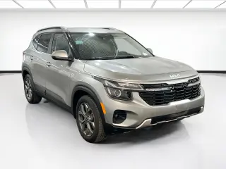 Kia Seltos 2024 S 4dr SUV