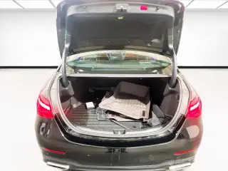 Mercedes-Benz C-Class 2023 C 300 4dr Sedan