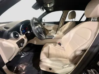 Mercedes-Benz GLC 2022 GLC 300 4dr SUV