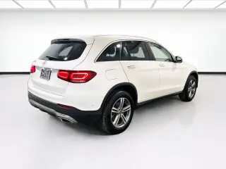 Mercedes-Benz GLC 2021 GLC 300 4dr SUV