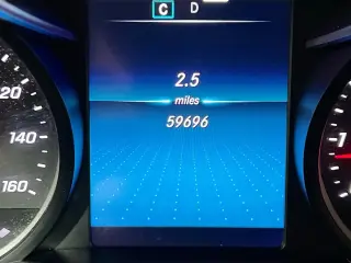 Mercedes-Benz GLC 2021 GLC 300 4dr SUV