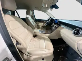 Mercedes-Benz GLC 2021 GLC 300 4dr SUV