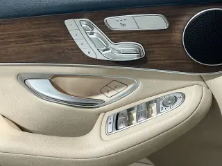 Mercedes-Benz GLC 2021 GLC 300 4dr SUV
