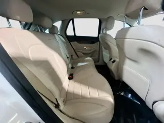 Mercedes-Benz GLC 2021 GLC 300 4dr SUV