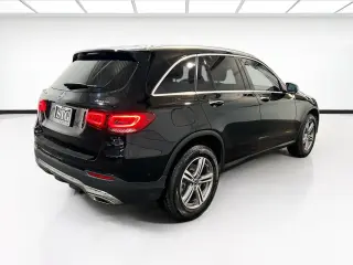 Mercedes-Benz GLC 2022 AWD GLC 300 4MATIC 4dr SUV