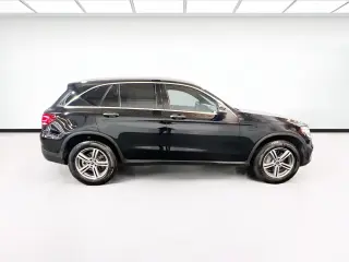 Mercedes-Benz GLC 2022 AWD GLC 300 4MATIC 4dr SUV