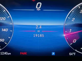 Mercedes-Benz GLB 2024 GLB 250 4dr SUV