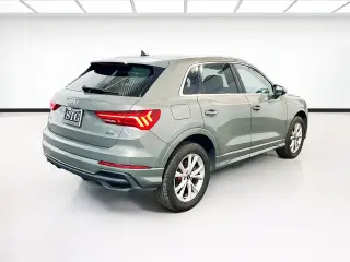 Audi Q3 2023 AWD quattro S line Premium 45 TFSI 4dr SUV