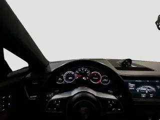 Porsche Panamera 2018 AWD 4 4dr Sedan