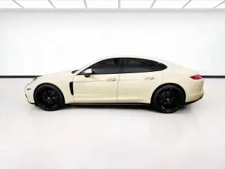 Porsche Panamera 2018 AWD 4 4dr Sedan