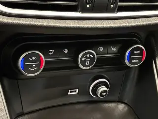 Alfa Romeo Stelvio 2018 AWD Base 4dr Crossover