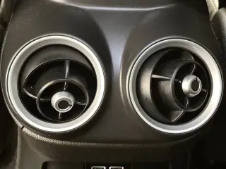 Alfa Romeo Stelvio 2018 AWD Base 4dr Crossover
