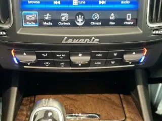 Maserati Levante 2017 AWD 4dr SUV