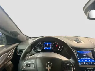 Maserati Levante 2017 AWD 4dr SUV