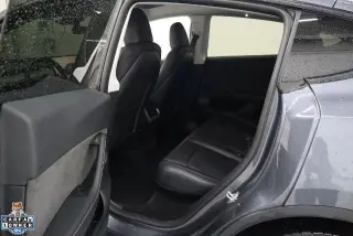 Tesla Model Y 2023 4dr Crossover