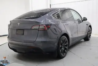 Tesla Model Y 2023 4dr Crossover