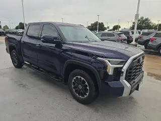 Toyota Tundra 2022 4x2 SR5 4dr CrewMax Cab Pickup SB