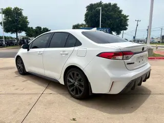 Toyota Corolla 2025 SE 4dr Sedan
