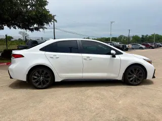 Toyota Corolla 2025 SE 4dr Sedan