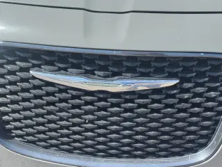 Chrysler 300 2019 Touring 4dr Sedan