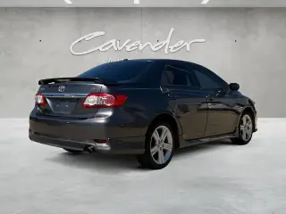 Toyota Corolla 2013 S 4dr Sedan 5M