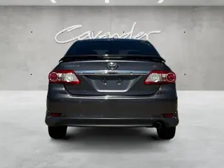 Toyota Corolla 2013 S 4dr Sedan 5M