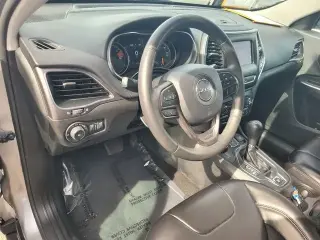 Jeep Cherokee 2020 4x4 Latitude Plus 4dr SUV