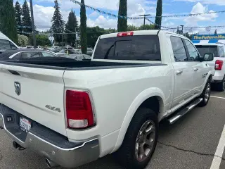 Ram 1500 2018 4x4 Laramie 4dr Crew Cab 5.5 ft. SB Pickup