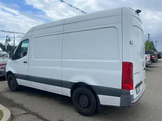 Mercedes-Benz Sprinter 2020 4x2 2500 3dr 144 in. WB Cargo Van (2.0L I4)