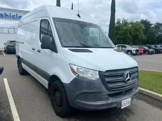 Mercedes-Benz Sprinter 2020 4x2 2500 3dr 144 in. WB Cargo Van (2.0L I4)