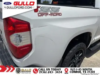 Toyota Tundra 2021 4x4 SR5 4dr CrewMax Cab Pickup SB