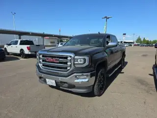GMC Sierra 1500 2017 4x2 SLT 4dr Crew Cab 5.8 ft. SB