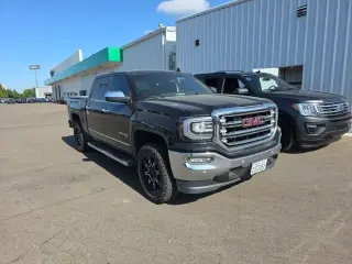 GMC Sierra 1500 2017 4x2 SLT 4dr Crew Cab 5.8 ft. SB
