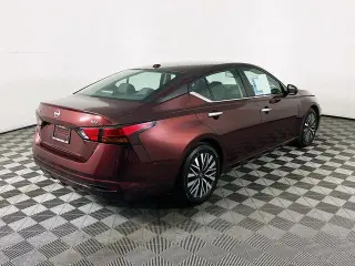 Nissan Altima 2024 2.5 SV 4dr Sedan