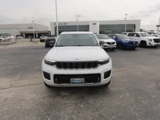 Jeep Grand Cherokee 2022 4x4 Overland 4dr SUV (midyear release)
