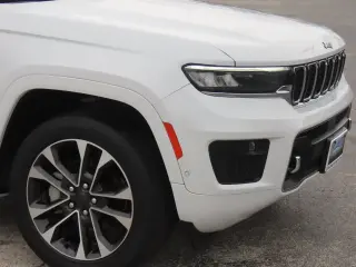 Jeep Grand Cherokee 2022 4x4 Overland 4dr SUV (midyear release)
