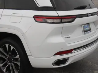 Jeep Grand Cherokee 2022 4x4 Overland 4dr SUV (midyear release)