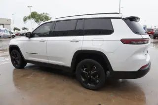 Jeep Grand Cherokee L 2023 4x4 Laredo 4dr SUV