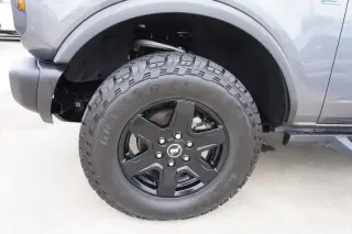 Ford Bronco 2023 4x4 Black Diamond 4dr SUV