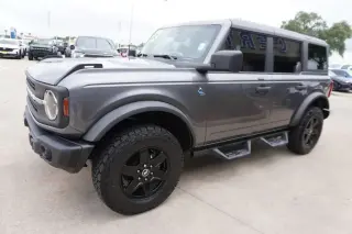 Ford Bronco 2023 4x4 Black Diamond 4dr SUV