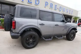Ford Bronco 2023 4x4 Black Diamond 4dr SUV