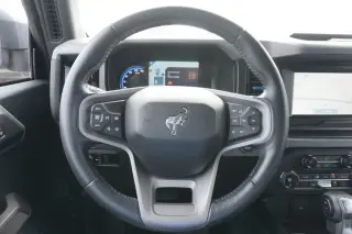 Ford Bronco 2023 4x4 Black Diamond 4dr SUV