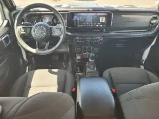 Jeep Wrangler 2024 4x4 Rubicon 4xe 4dr SUV