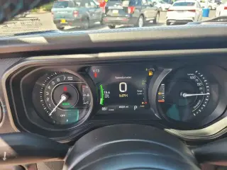 Jeep Wrangler 2024 4x4 Rubicon 4xe 4dr SUV
