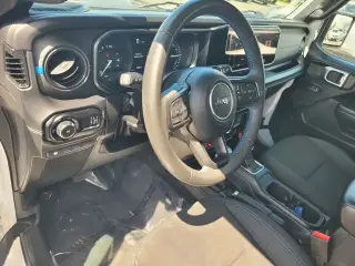Jeep Wrangler 2024 4x4 Rubicon 4xe 4dr SUV