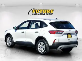 Ford Escape 2022 S 4dr SUV